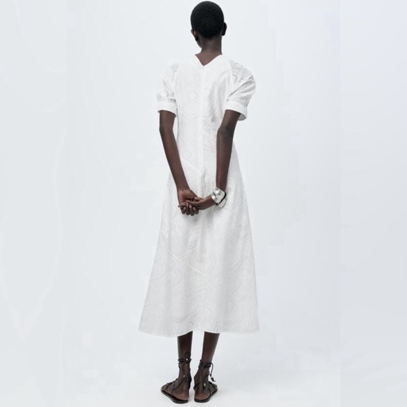 ZARA NWT EMBROIDERED EYELET DRESS MEDIUM - Picture 4 of 12